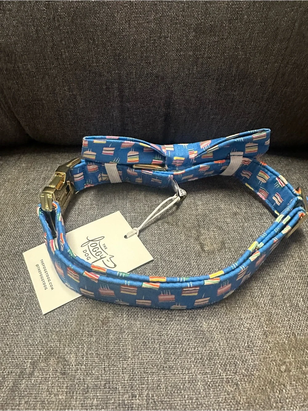 The Foggy Dog ‘Piece of Cake’ Bow Tie & Collar Set